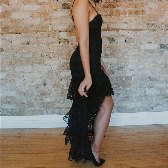 Lace and Ruffle Maxi Dress - Picture 7 of 7